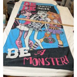 Monster High Beach Towel Draculaura Frankie Clawdeen Be Yourself Unique 28x52